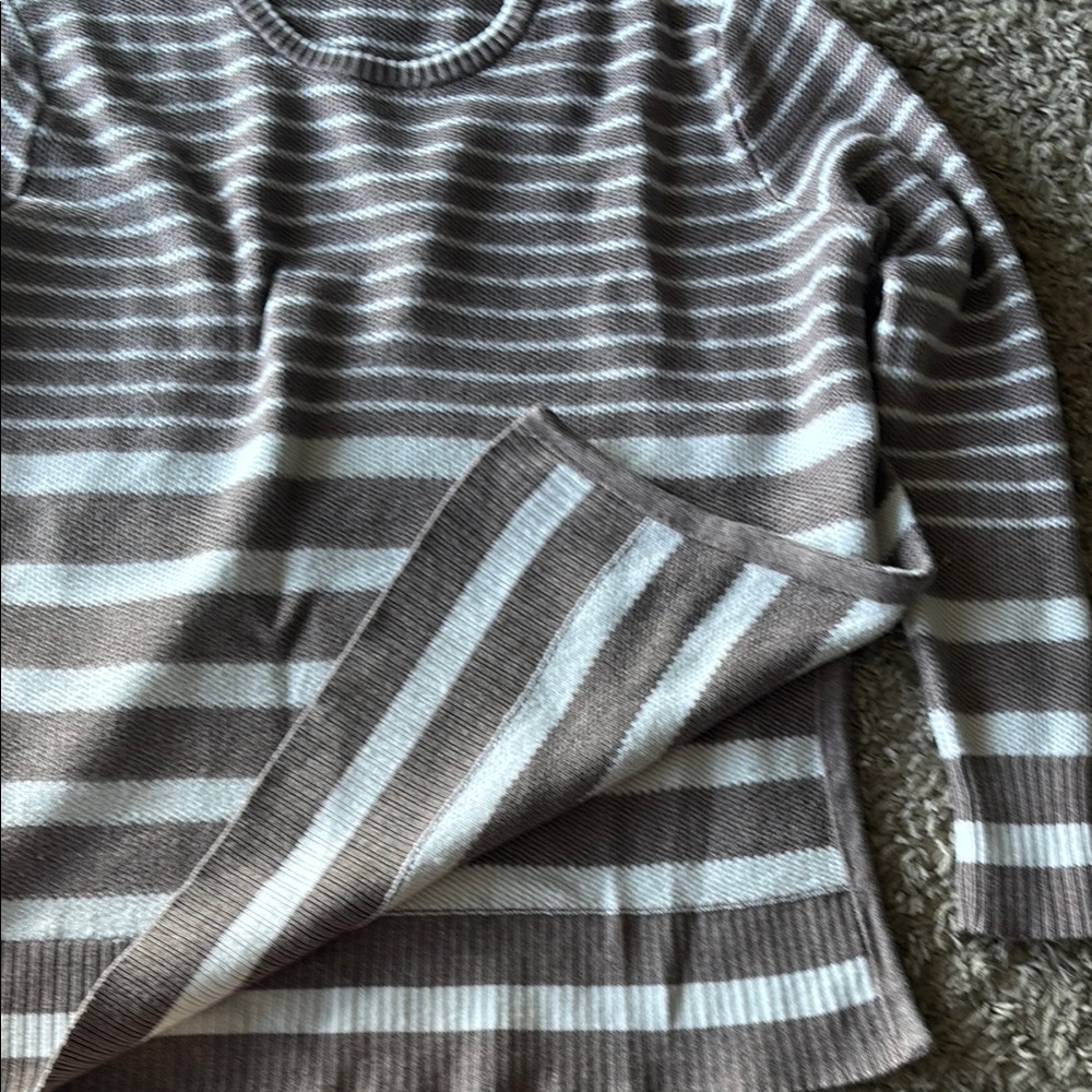 Athleta wool sweater - Picture 3 of 6